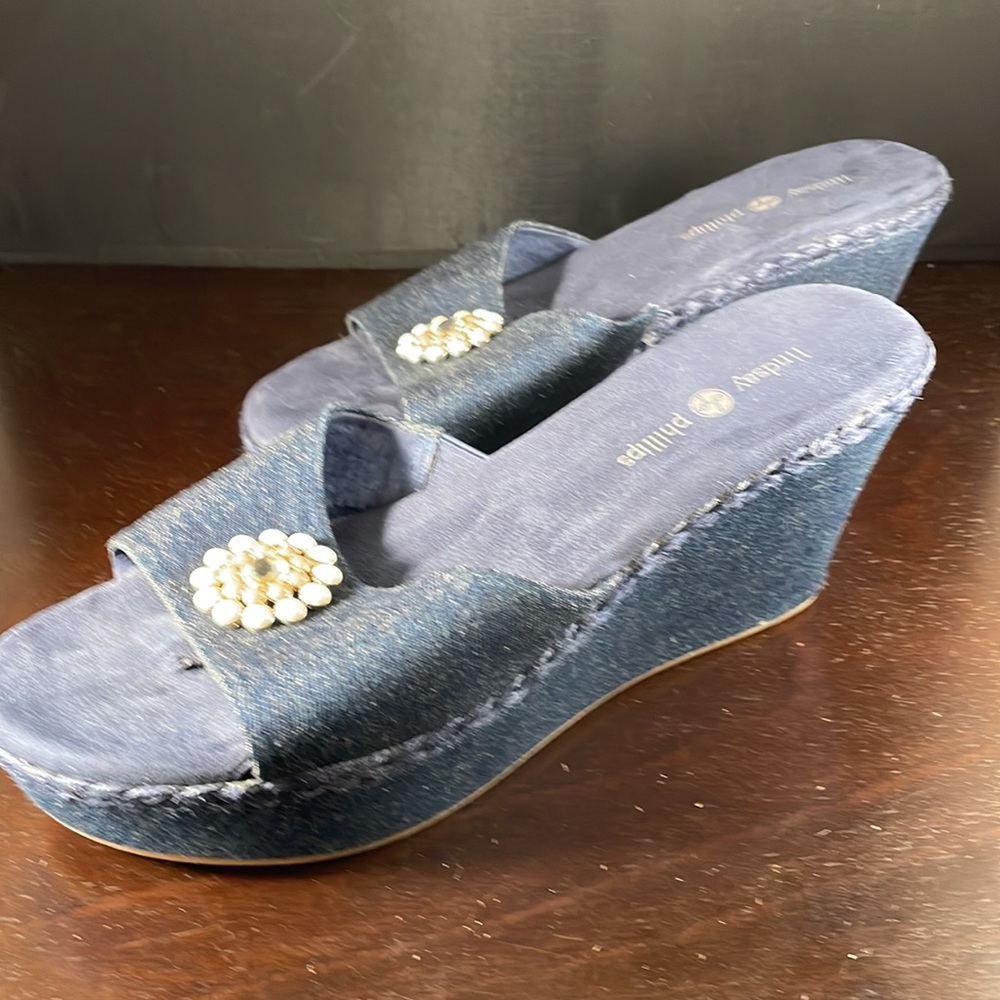 Lindsay Phillips Chambray / Denim Wedge Sandals - Picture 4 of 8